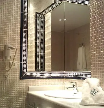 Hotel Maestre *