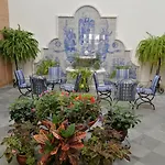 Maestre Hotel